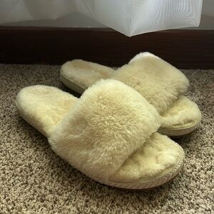 L.L.Bean Women's Wicked Good One Band Slide Shearling Lined Slippers- Size 9